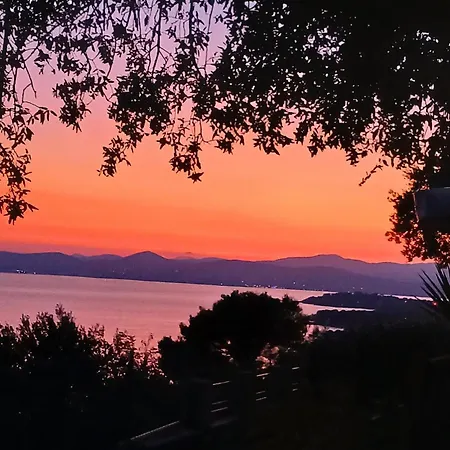 Vacation With Exceptional Sea Views In St Raphael